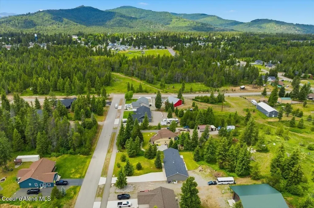 5109 W Jefferson Street Spirit Lake ID 83869