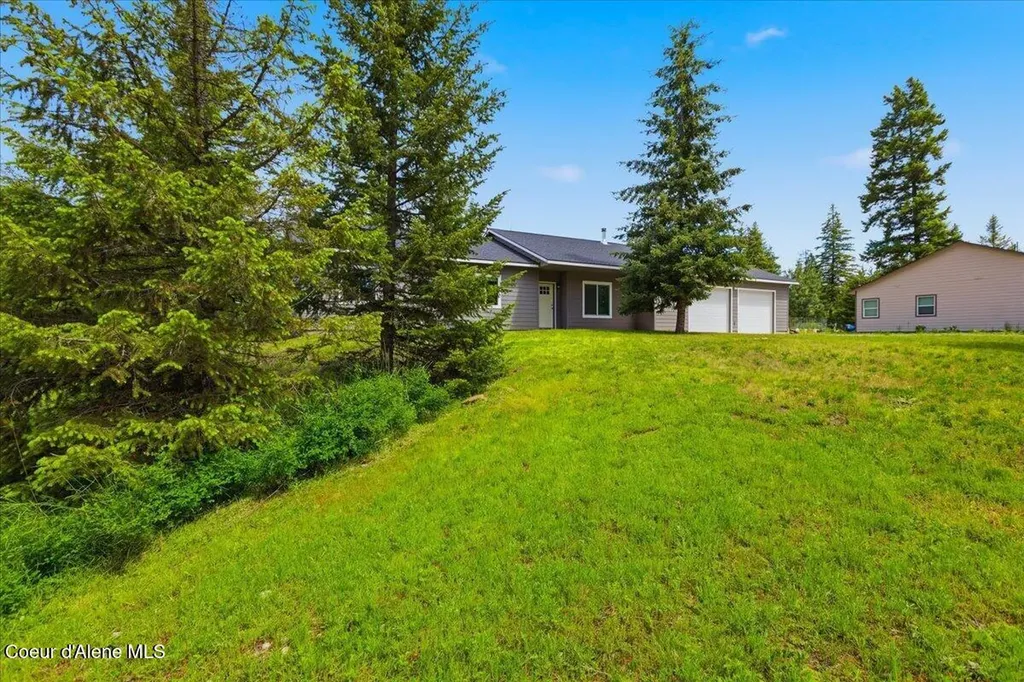 5109 W Jefferson Street Spirit Lake ID 83869