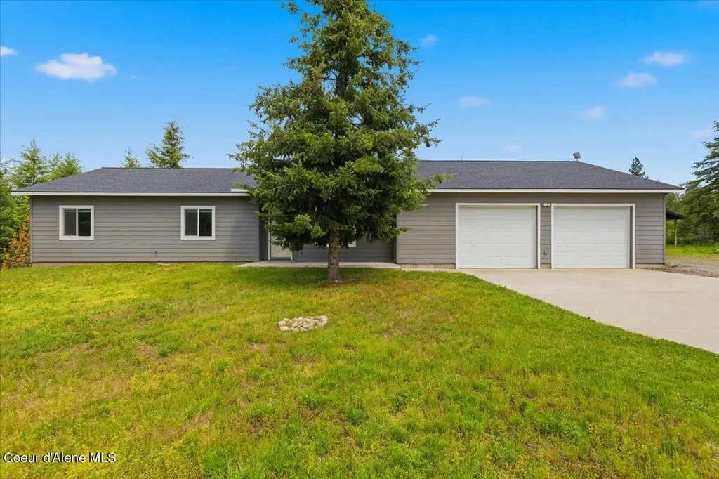 5109 W Jefferson Street Spirit Lake ID 83869