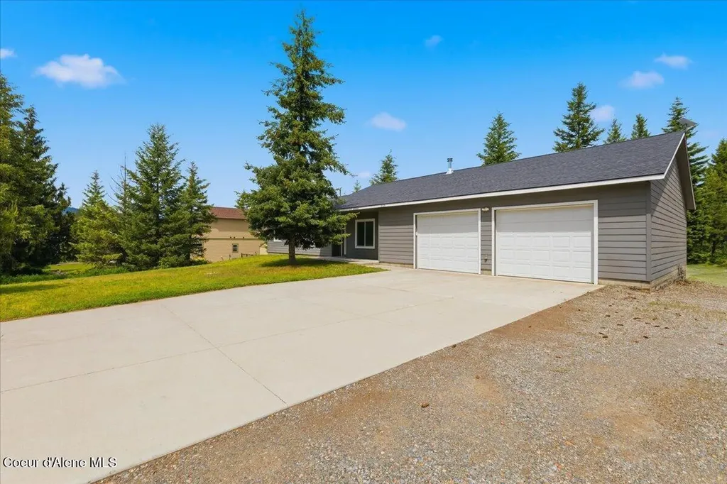 5109 W Jefferson Street Spirit Lake ID 83869