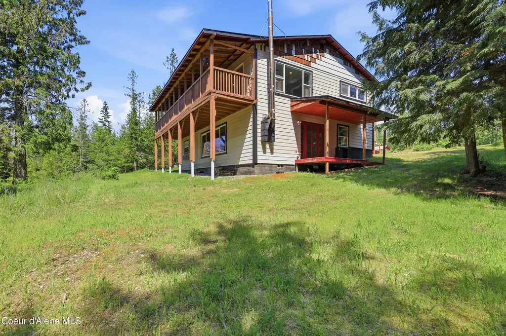 775 Three Bears Road Priest River ID 83856