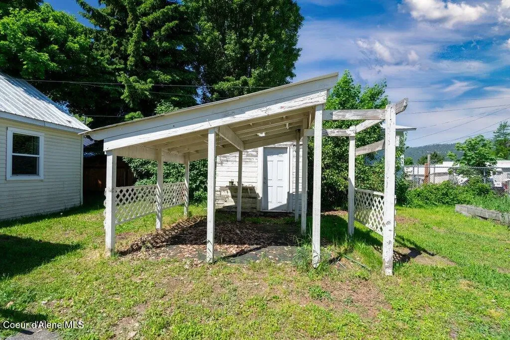 120 Northview Avenue Smelterville ID 83868