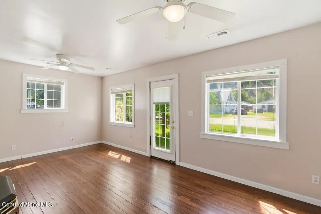 120 Northview Avenue Smelterville ID 83868