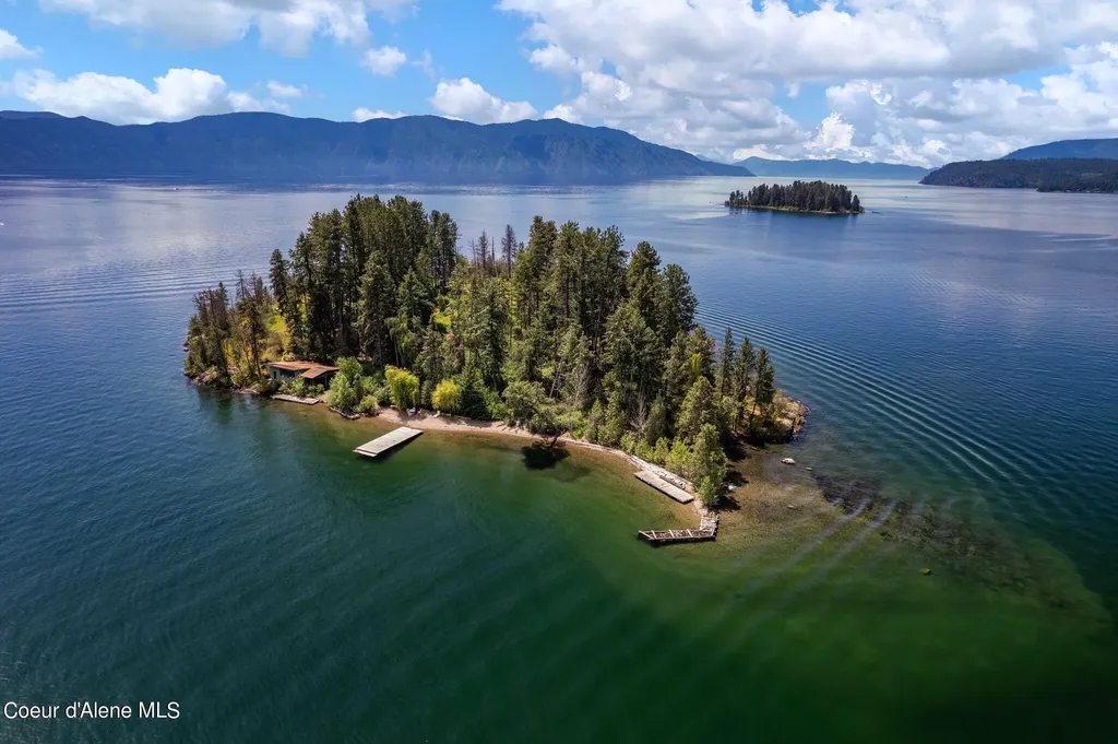 Cottage Island Hope ID 83836
