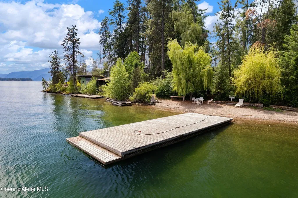 Cottage Island Hope ID 83836