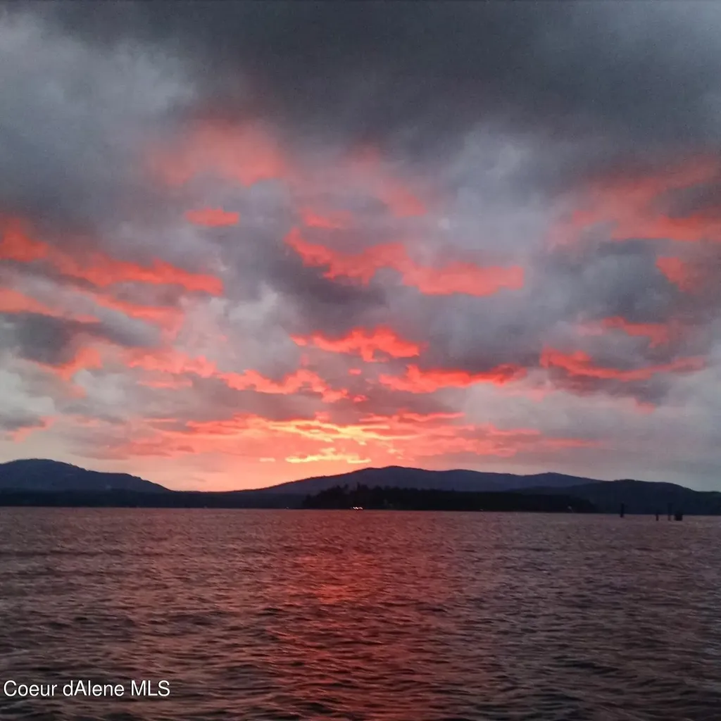 Cottage Island Hope ID 83836