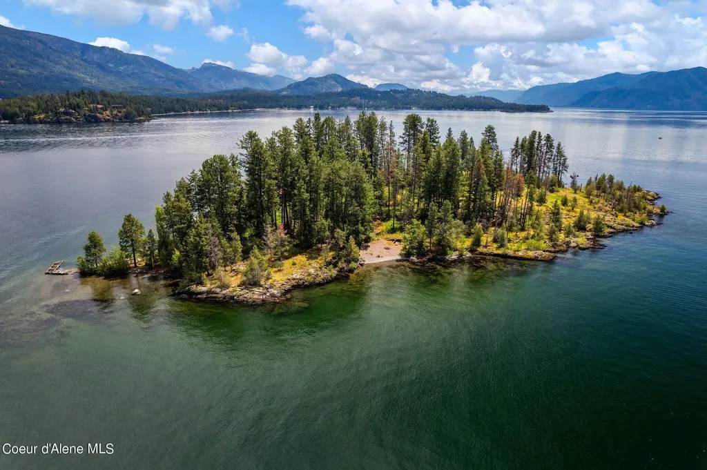 Cottage Island Hope ID 83836