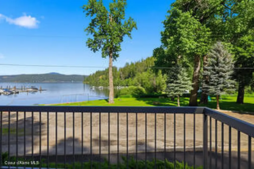 22873 S Lakeshore Drive Worley ID 83876