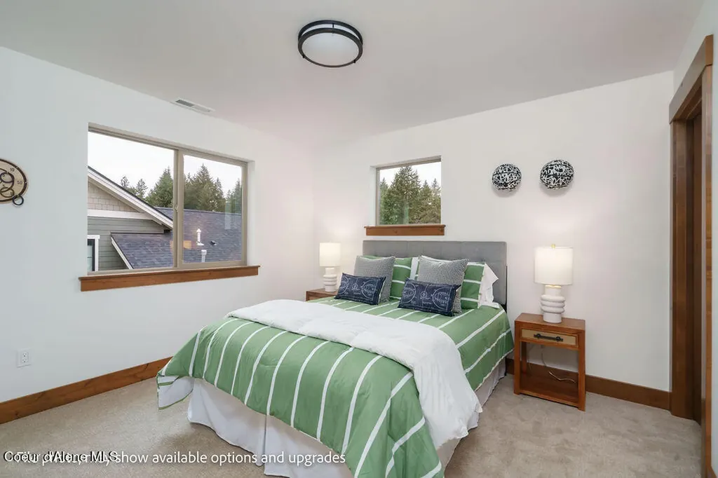11958 N Rocking R Road Hayden ID 83835
