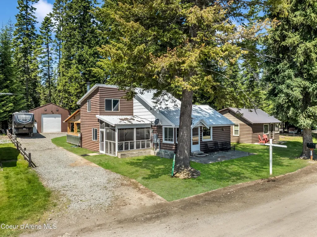 212 S Granite Bay Road Nordman ID 83848