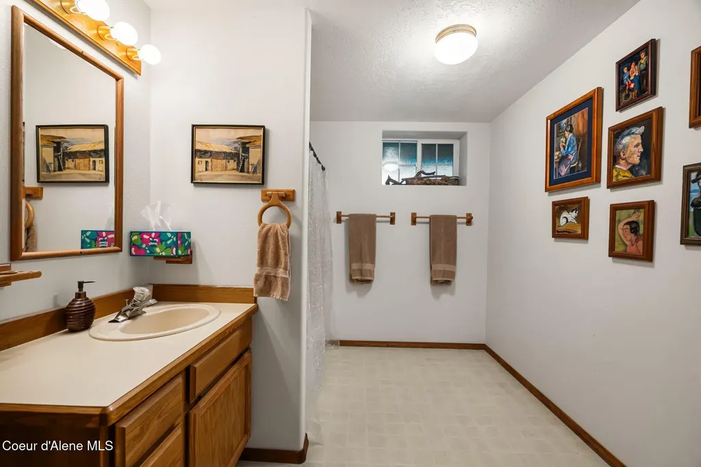 260 Grouse Creek Road Sandpoint ID 83864