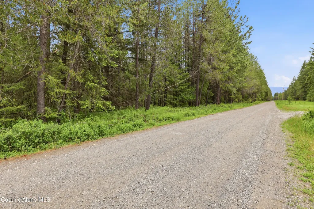 Nka E Morning Glory Avenue Athol ID 83801