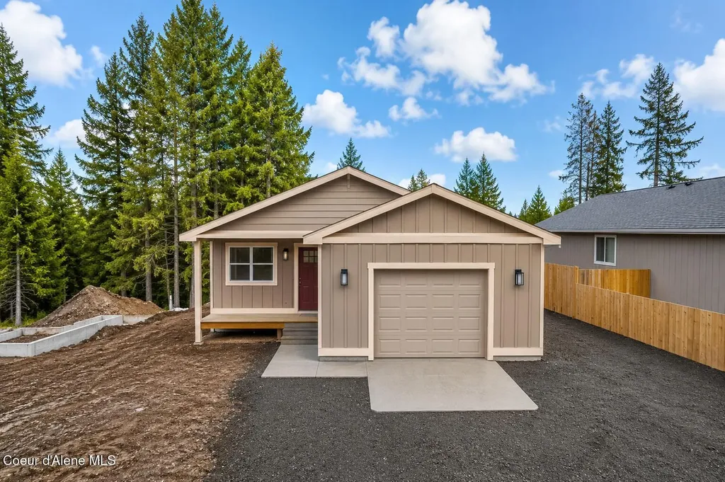 431 F Street Plummer ID 83851