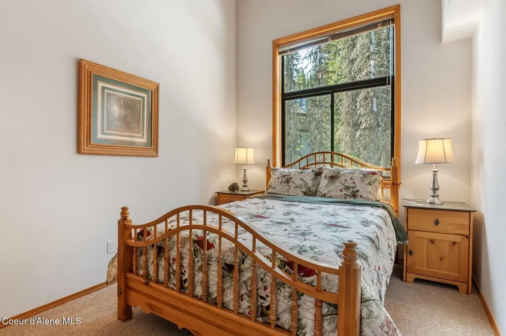 227 Crystal Springs Road Sandpoint ID 83864