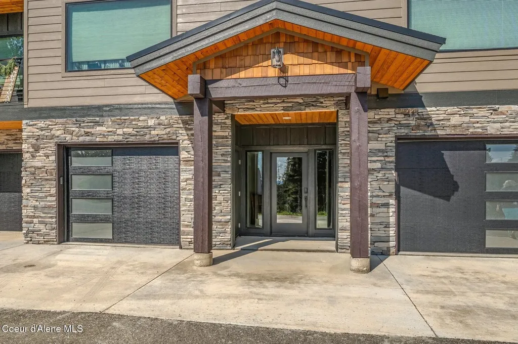 227 Crystal Springs Road Sandpoint ID 83864