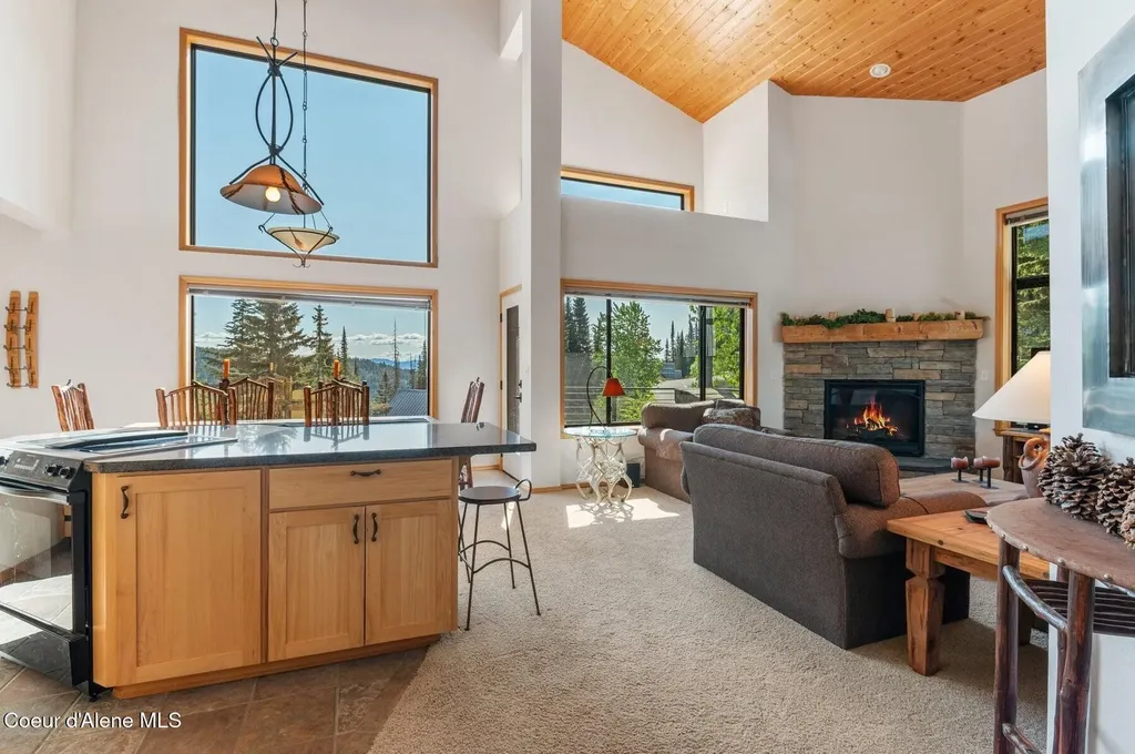 227 Crystal Springs Road Sandpoint ID 83864