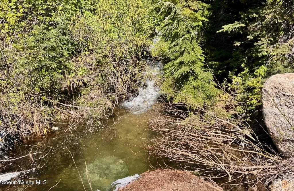 227 Crystal Springs Road Sandpoint ID 83864