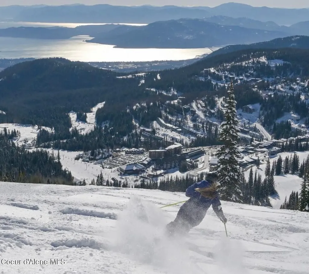 227 Crystal Springs Road Sandpoint ID 83864