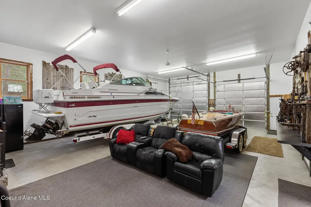 31756 N Riffle Road Spirit Lake ID 83869