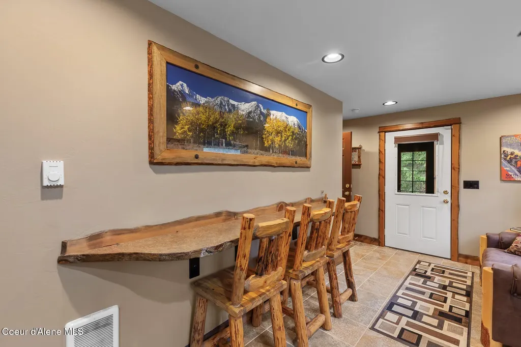 31756 N Riffle Road Spirit Lake ID 83869