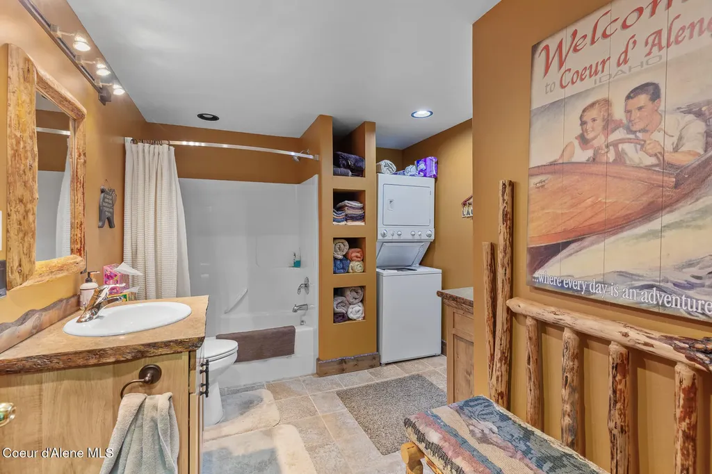 31756 N Riffle Road Spirit Lake ID 83869