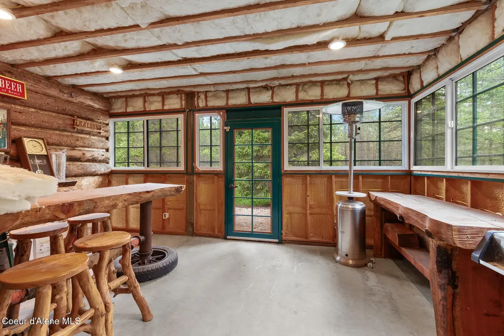 31756 N Riffle Road Spirit Lake ID 83869