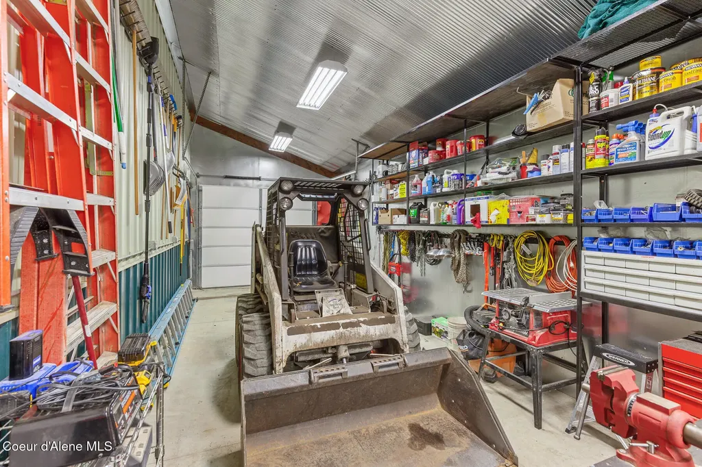 31756 N Riffle Road Spirit Lake ID 83869
