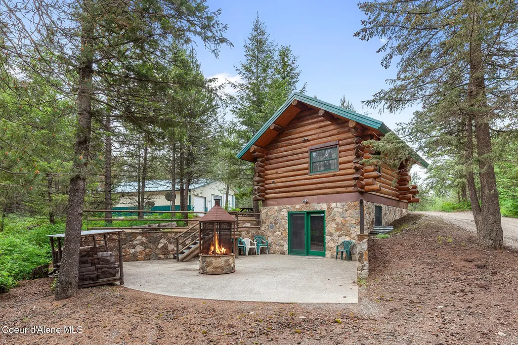 31756 N Riffle Road Spirit Lake ID 83869