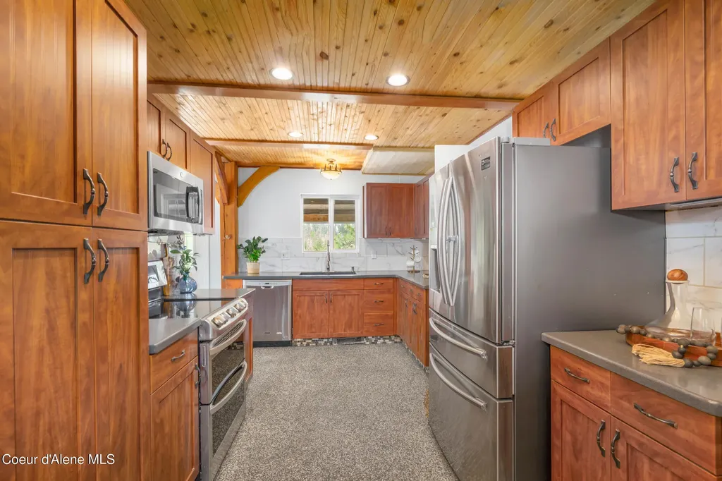 14458 N Smith Avenue Rathdrum ID 83858