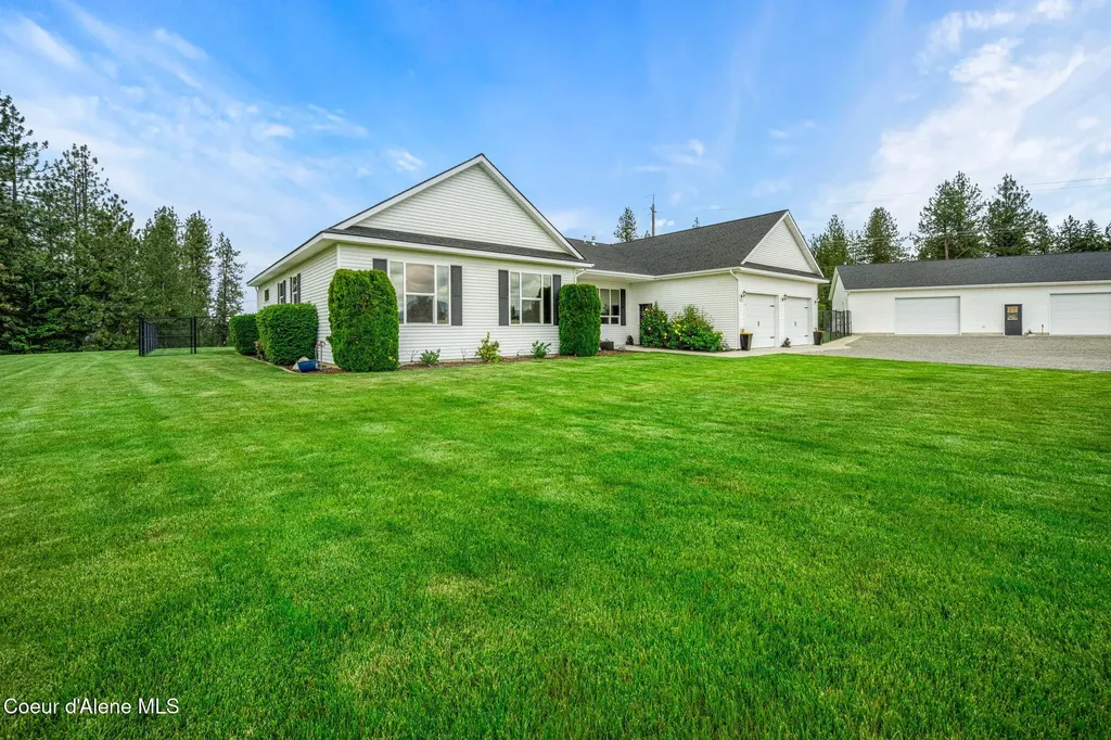 6532 E Poleline Avenue Post Falls ID 83854