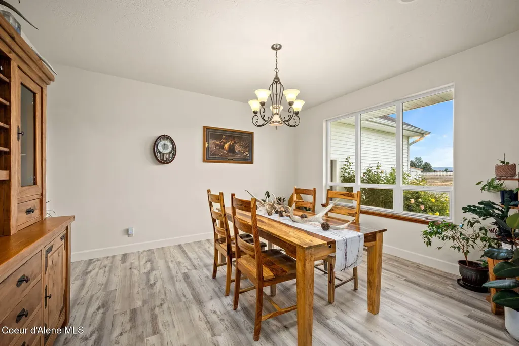 6532 E Poleline Avenue Post Falls ID 83854
