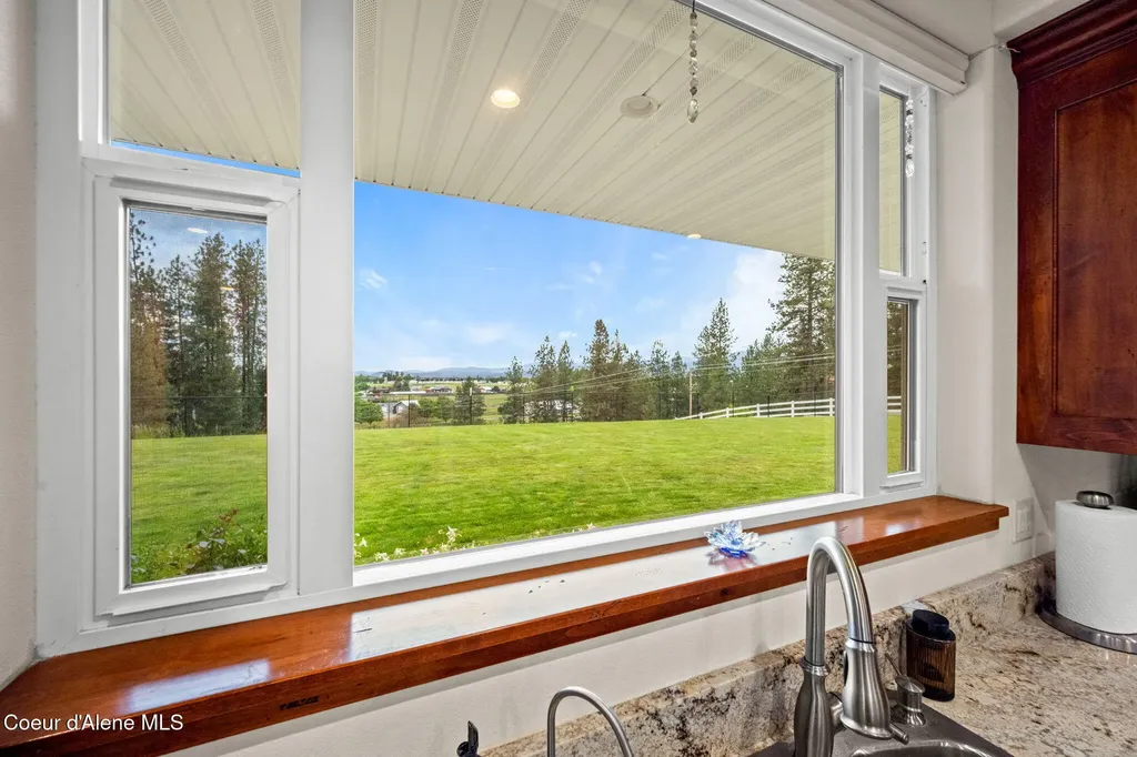 6532 E Poleline Avenue Post Falls ID 83854