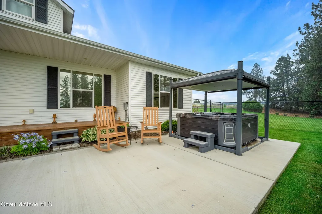 6532 E Poleline Avenue Post Falls ID 83854