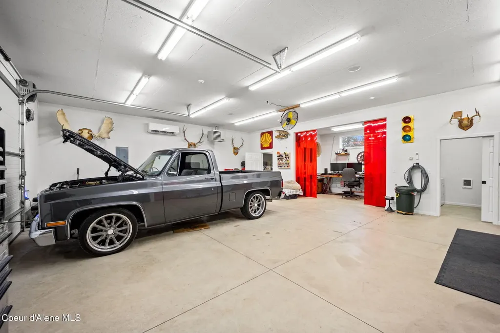6532 E Poleline Avenue Post Falls ID 83854