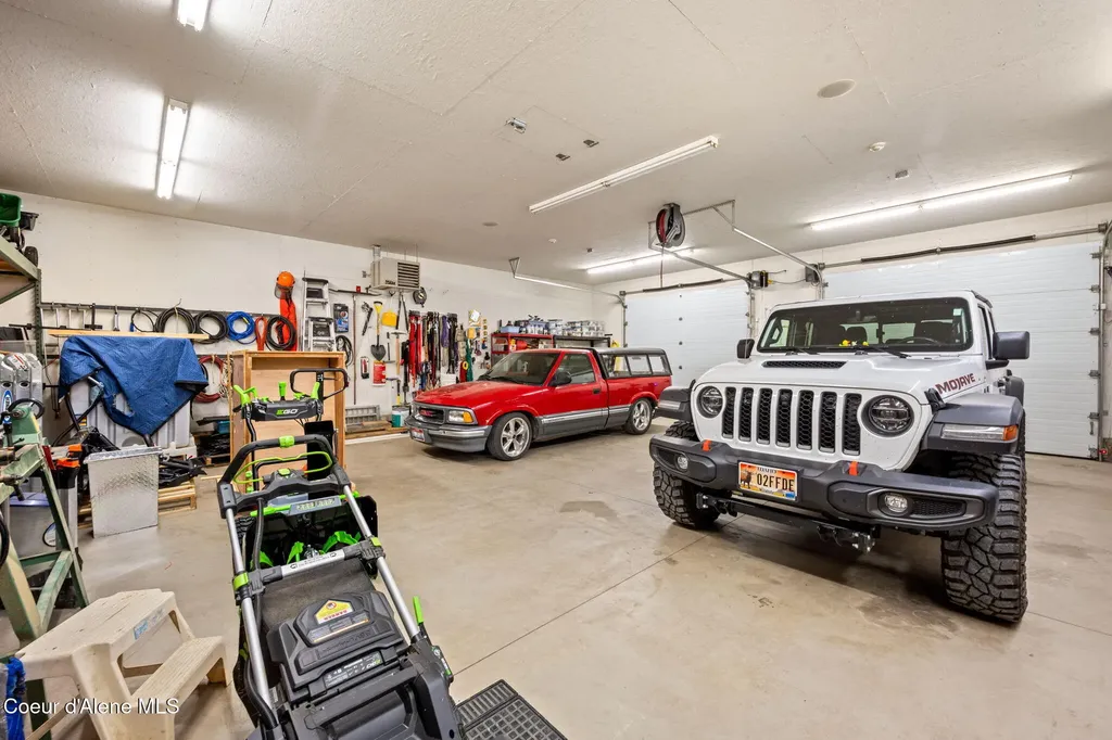 6532 E Poleline Avenue Post Falls ID 83854