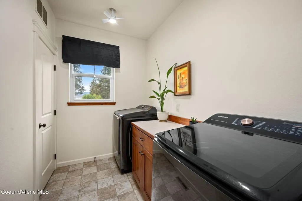6532 E Poleline Avenue Post Falls ID 83854