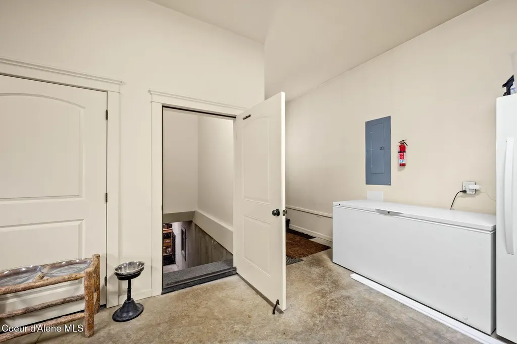 6532 E Poleline Avenue Post Falls ID 83854
