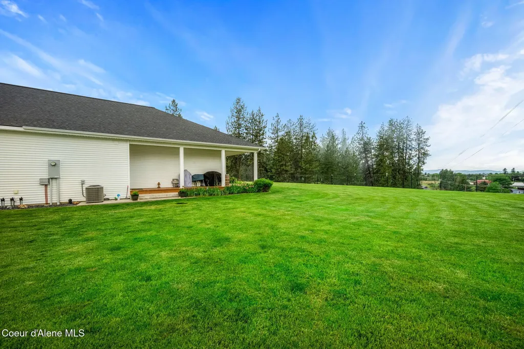 6532 E Poleline Avenue Post Falls ID 83854