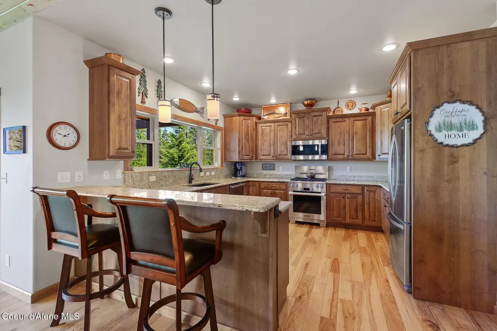 224 Buck Ridge Sagle ID 83860