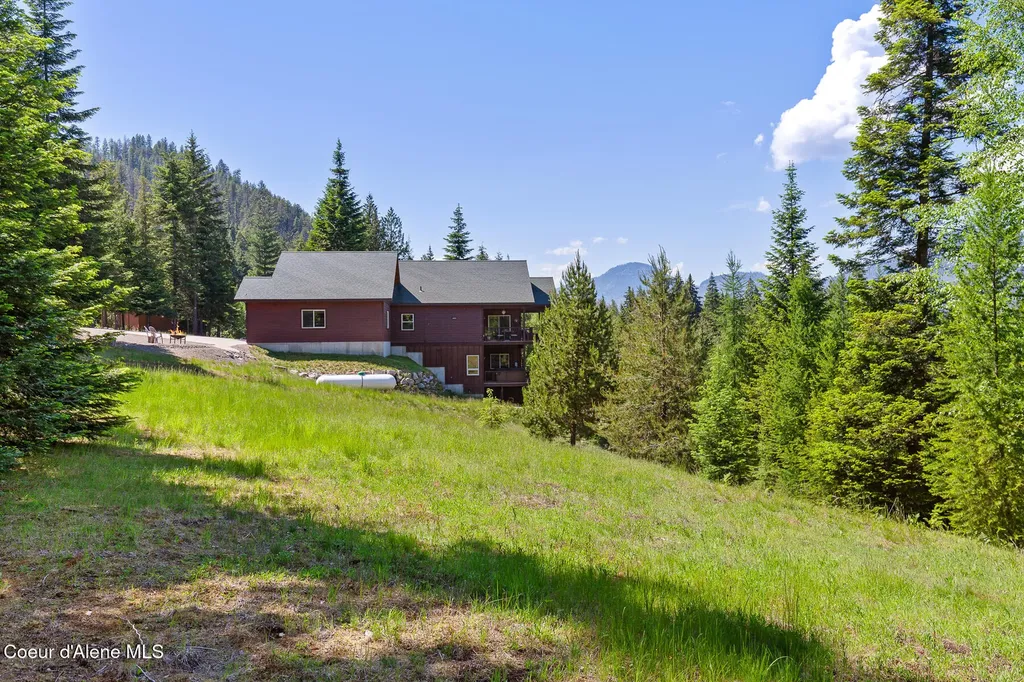 224 Buck Ridge Sagle ID 83860