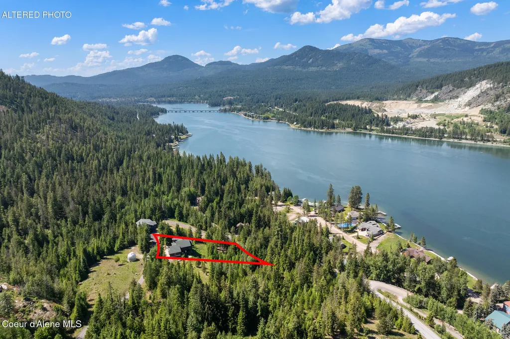224 Buck Ridge Sagle ID 83860