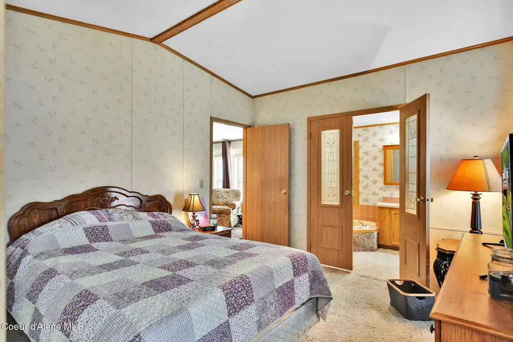 181 Circle Drive Hope ID 83836