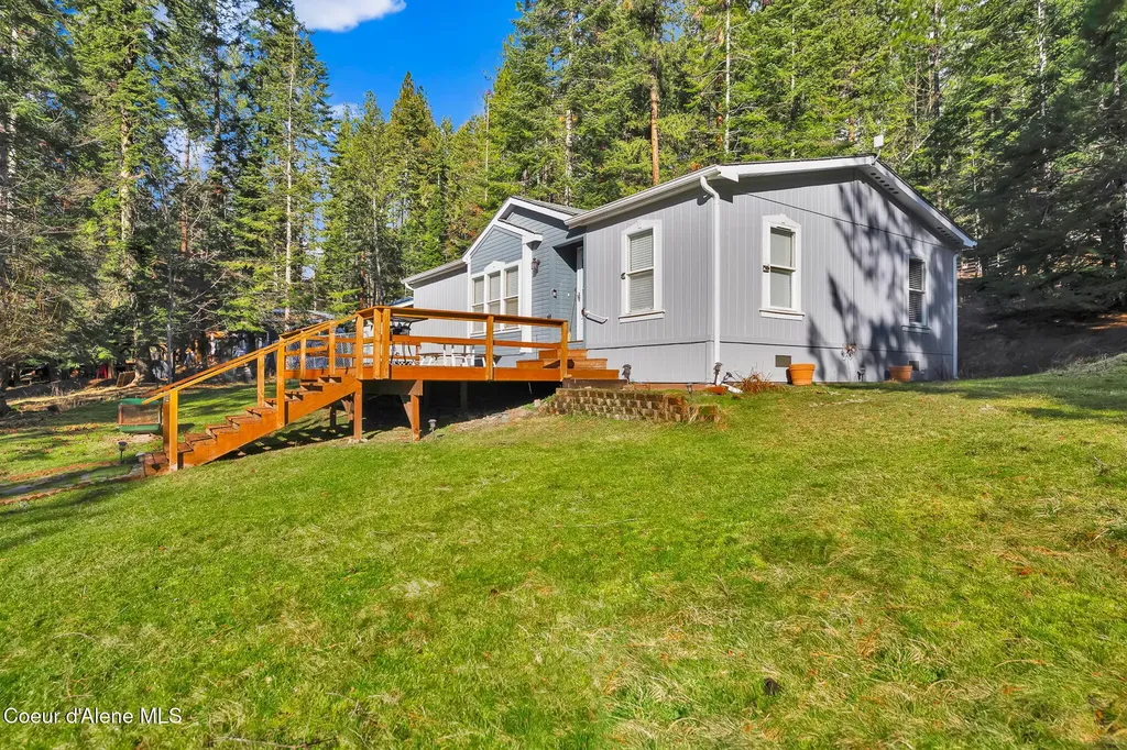 181 Circle Drive Hope ID 83836
