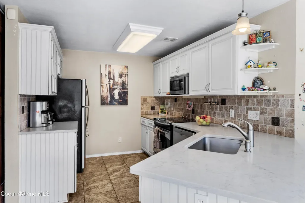 7535 N Mt Carrol Street Dalton Gardens ID 83815