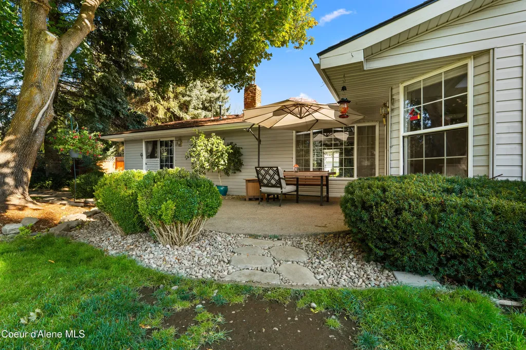 7535 N Mt Carrol Street Dalton Gardens ID 83815