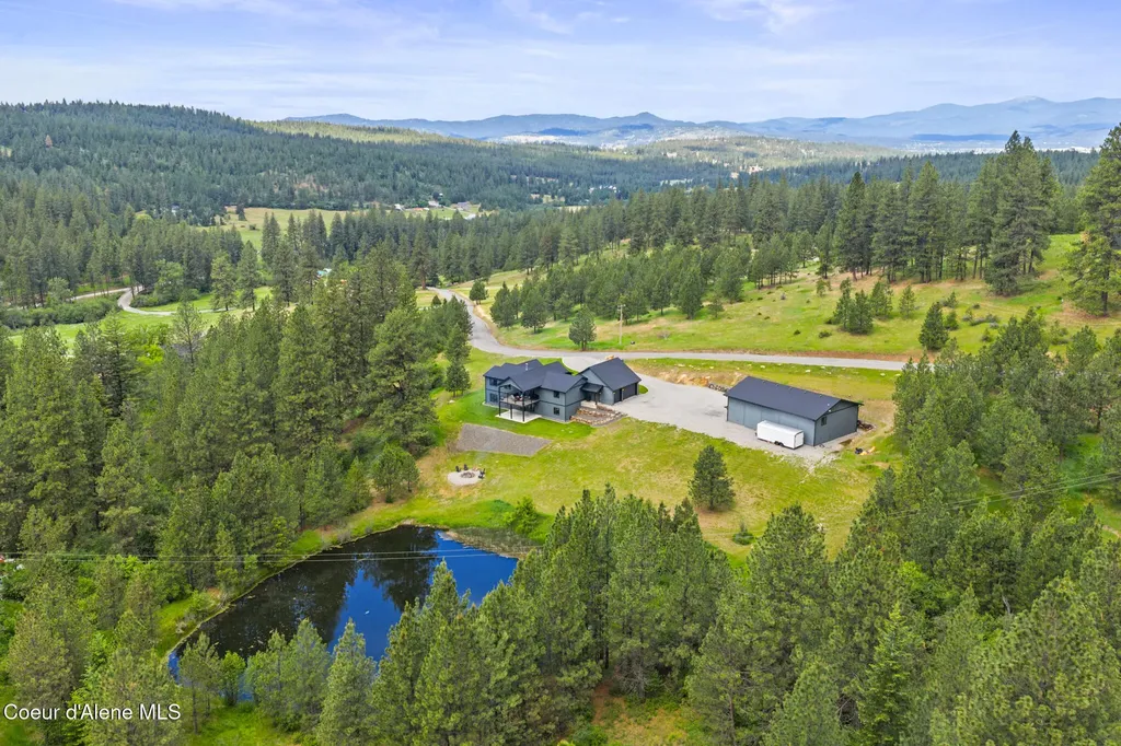 18568 W Heavens Gate Road Post Falls ID 83854