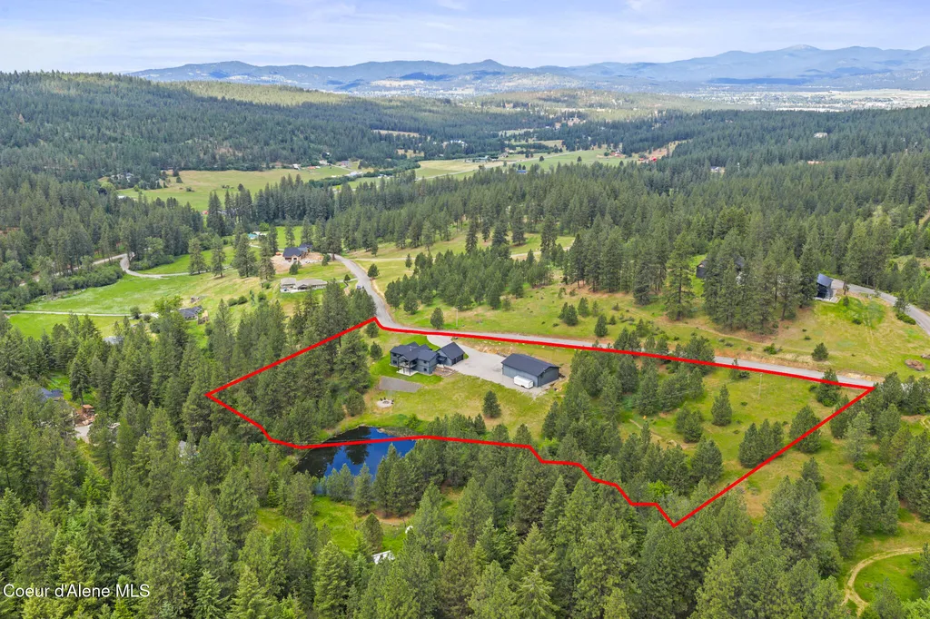 18568 W Heavens Gate Road Post Falls ID 83854
