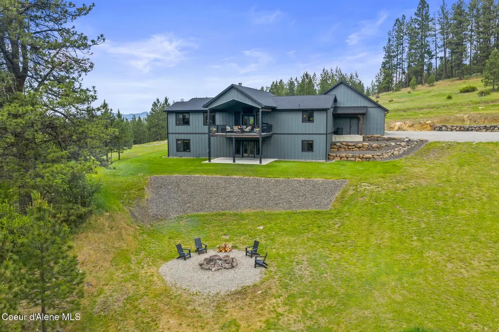 18568 W Heavens Gate Road Post Falls ID 83854
