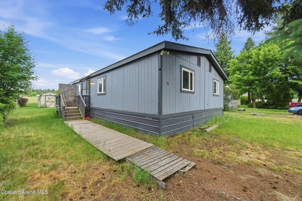 4470 E 16th Avenue Post Falls ID 83854