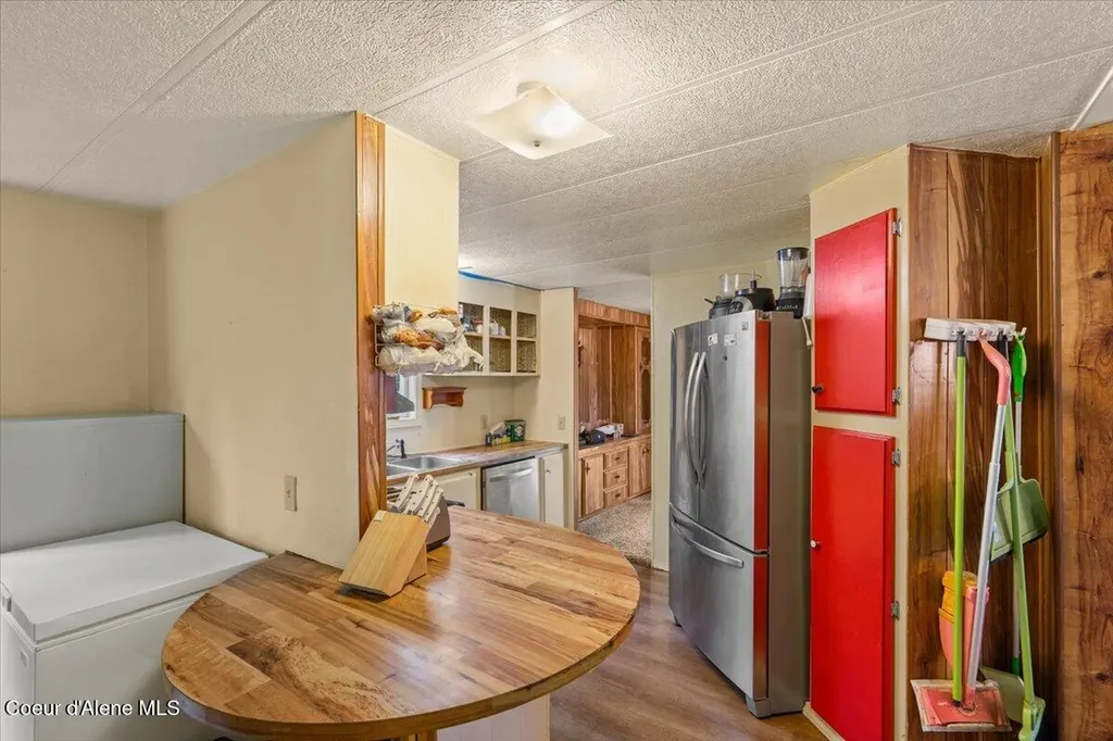 813 N Ella Avenue Sandpoint ID 83864
